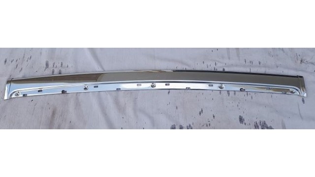 Rear Bumper Chrome Centre Blade Strip