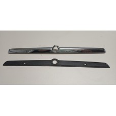 Boot-Trunk Lid Chrome Plinth + Rubber Seal