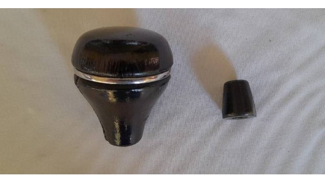 Black Leather Gear Knob Auto Shifter 