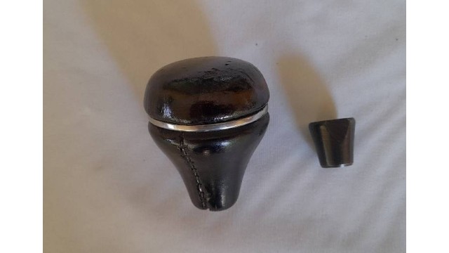 Black Leather Gear Knob Auto Shifter 