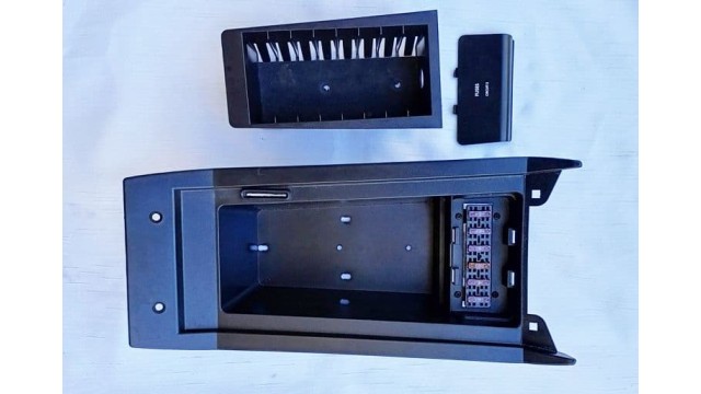 Centre Console Cubby + Fuse Carrier 