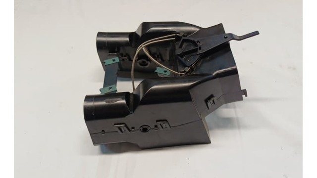 Air Distribution Box Rear BBC5154 Air Distribution Box Rear BBC5154