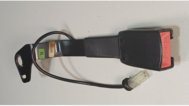 Seat Belt Buckle for Electric Seats Right Hand Front 