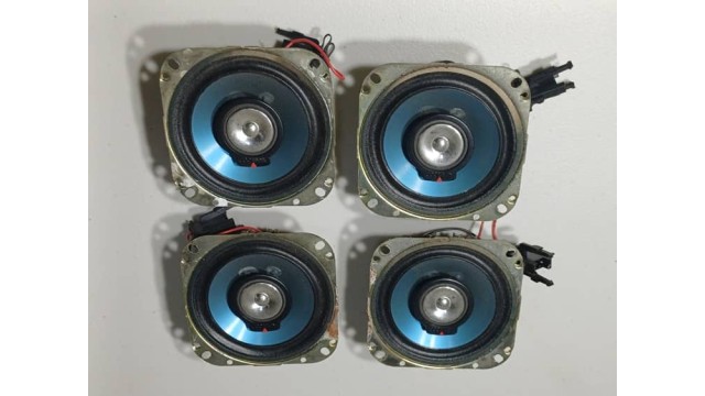 Kenwood Speakers 40hm 80W, Set of 4