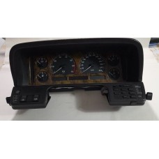 Instrument Cluster & Surround (Analogue)  