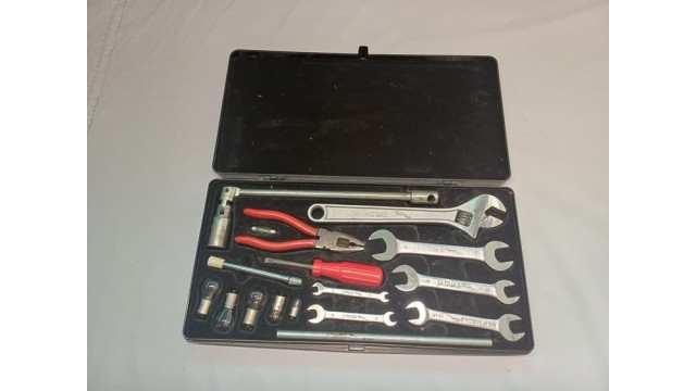 XJS, XJ6, XJ40 Sovereign & Daimler Toolbox Complete