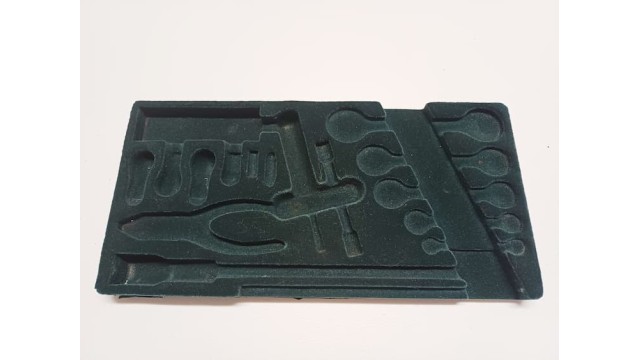 XJS, XJ6, XJ40 Sovereign & Daimler Toolbox Insert